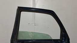 PORTA TRASEIRA DIREITA RENAULT MEGANE 1998 A 2005 C/DETALHE  DIREITO PRETO