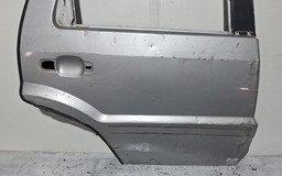 PORTA TRASEIRA DIREITA FORD ECOSPORT 2003 A 2012 COM DETALHE DIREITO PRATEADO