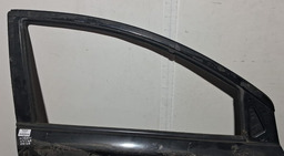 PORTA DIANTEIRA DIREITA NISSAN LIVINA 2008 A 2013COM DETALHE DIREITO PRETO