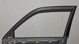 PORTA DIANTEIRA DIREITA MITSUBISHI L200 OUTDOOR 2007 A 2011 DIREITO PRATEADO