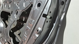 PORTA DIANTEIRA DIREITA HONDA CITY 2015 A 2021COM DETALHE DIREITO PRETO