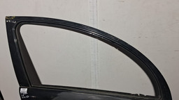 PORTA DIANTEIRA DIREITA CITROEN C3 2002 A 2012 COM DETALHE PRETO