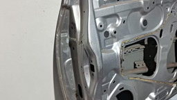 PORTA DIANTEIRA DIREITA HONDA CITY 2015 A 2021COM DETALHE DIREITO PRATEADO