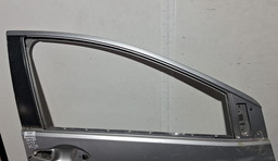 PORTA DIANTEIRA DIREITA HONDA CITY 2015 A 2021COM DETALHE DIREITO PRATEADO