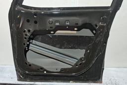 PORTA DIANTEIRA DIREITA JEEP RENEGADE 2015 A 2022 C/ DETALHE PRETO