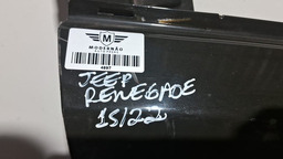 PORTA DIANTEIRA DIREITA JEEP RENEGADE 2015 A 2022 C/ DETALHE PRETO