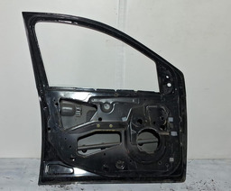 PORTA DIANTEIRA ESQUERDO FORD FIESTA 2002 A 2014 COM DETALHE PRETO