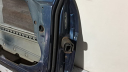 PORTA DIANTEIRA ESQUERDO MERCEDES BENZ B180 2009 A 2011 PRETO