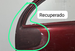 PORTA DIANTEIRA ESQUERDO CITROEN C3 2002 A 2012 COM DETALHE ESQUERDA VERMELHO