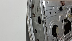 PORTA DIANTEIRA DIREITA RENAULT LOGAN 2007 A 2013 SEM FURO DIREITO PRATEADO