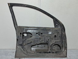 PORTA DIANTEIRA ESQUERDA GM ASTRA 1998 A 2011 COM DETALHE ESQUERDO PRETO