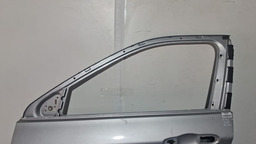 PORTA DIANTEIRA ESQUERDA FIAT TORO 2016 A 2024 COM DETALHE ESQUERDO PRATEADO