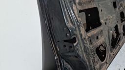 PORTA DIANTEIRA ESQUERDA GM OMEGA 1992 A 1996 COM DETALHE PRETO