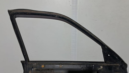 PORTA DIANTEIRA ESQUERDA GM OMEGA 1992 A 1996 COM DETALHE PRETO