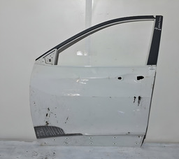 Porta Dianteira Esquerda Gm Tracker 2021 A 2024 Com Detalhe Esquerdo Branco