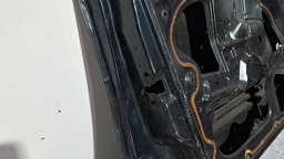 PORTA DIANTEIRA ESQUERDA FIAT IDEA 2004 A 2010 COM DETALHE ESQUERDO BRANCO