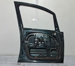 PORTA DIANTEIRA ESQUERDA FIAT IDEA 2004 A 2010 COM DETALHE ESQUERDO BRANCO