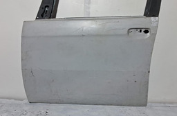 PORTA DIANTEIRA ESQUERDA FIAT IDEA 2004 A 2010 COM DETALHE ESQUERDO BRANCO