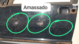 PORTA DIANTEIRA ESQUERDA FIAT UNO 2004 A 2013 COM DETALHE ESQUERDO PRETO