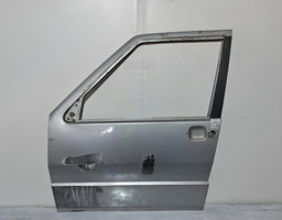 Porta Dianteira Esquerda Fiat Uno 2004 A 2013 Com Detalhe Esquerdo Prateado