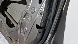 PORTA DIANTEIRA DIREITA HONDA CIVIC 2006 A 2011 COM DETALHE DIREITO PRETO