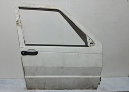 Porta Dianteira Direita Fiat Uno 1984 A 2003 Com Detalhe Direito Prateado