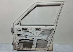 PORTA DIANTEIRA DIREITA FIAT UNO 1984 A 2003 COM DETALHE DIREITO PRATEADO
