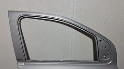 PORTA DIANTEIRA DIREITA FIAT UNO VIVACE 2010 A 2014 DIREITO PRATEADO