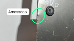 PORTA DIANTEIRA DIREITA FIAT UNO 2004 A 2013 COM DETALHE DIREITO PRATEADO