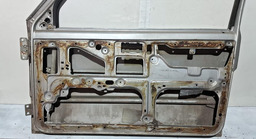 PORTA DIANTEIRA DIREITA FIAT UNO 2004 A 2013 2 PTS C/DETALHE DIREITO PRATEADO