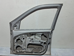 PORTA DIANTEIRA DIREITA FIAT PAILO 2008 A 2012 COM DETALHE DIREITO PRATEADO