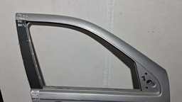 PORTA DIANTEIRA DIREITA FIAT PAILO 2008 A 2012 COM DETALHE DIREITO PRATEADO