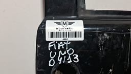 PORTA DIANTEIRA DIREITA FIAT UNO 2004 A 2013 COM DETALHE DIREITO PRETO