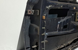 PORTA DIANTEIRA DIREITA VW SANTANA 1998 A 2006 COM DETALHE PRETO