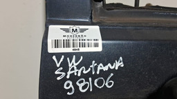 PORTA DIANTEIRA DIREITA VW SANTANA 1998 A 2006 COM DETALHE PRETO