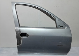 Porta Dianteira Direita Gm Celta 2000 A 2016 Com Detalhe Direito Prateado