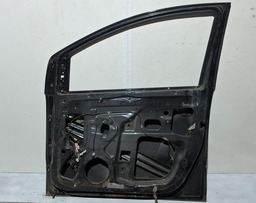 PORTA DIANTEIRA DIREITA VW FOX 2003 A 2009 COM DETALHE DIREITO PRETO