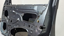 PORTA DIANTEIRA DIREITA GM CORSA CLASSIC 1994 A 2016  DIREITO CINZA