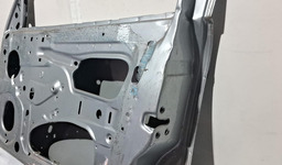 PORTA DIANTEIRA DIREITA GM CORSA CLASSIC 1994 A 2016  DIREITO PRATEADO