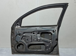 PORTA DIANTEIRA DIREITA GM CORSA JOY 2002 A 2012 COM DETALHE DIREITO CINZA