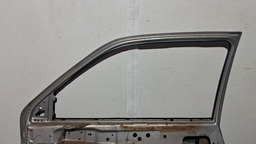 PORTA DIANTEIRA DIREITA FORD FIESTA 1996 A 2013 COM DETALHE DIREITO PRATEADO