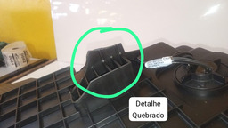 FAROL DIREITO CRUZE 2017 2018 A 2023 COM DETALHE 