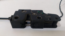 FECHADURA INF CAPO DIANT JETTA AMAROK PASSAT TIGUAN TOUAREG