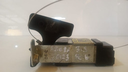 TRAVA PORTINHOLA HYUNDAI AZERA 3.3  2006 A 2011