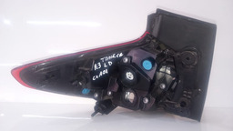 LANTERNA TRASEIRA ESQUERDA TRACKER 2020 A 2025 (CANTO) C/LED