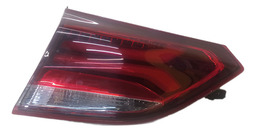 Lanterna Traseira Direita Tracker 2020 a 2025 (canto) C/Led