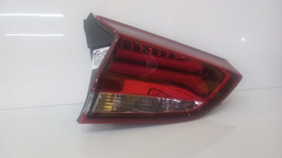 LANTERNA TRASEIRA DIREITA TRACKER 2020 A 2025 (CANTO) C/LED