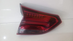 LANTERNA TRASEIRA DIREITA TRACKER 2020 A 2025 (CANTO) C/LED