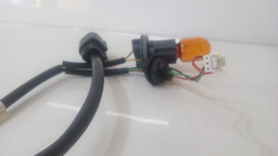 CHICOTE LANTERNA ESQUERDA CHEVROLET TRACKER 2020 2022