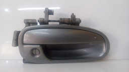 MAÇANETA EXT. PORTA DIANTEIRA DIREITA CIVIC 1996 1997 A 2000